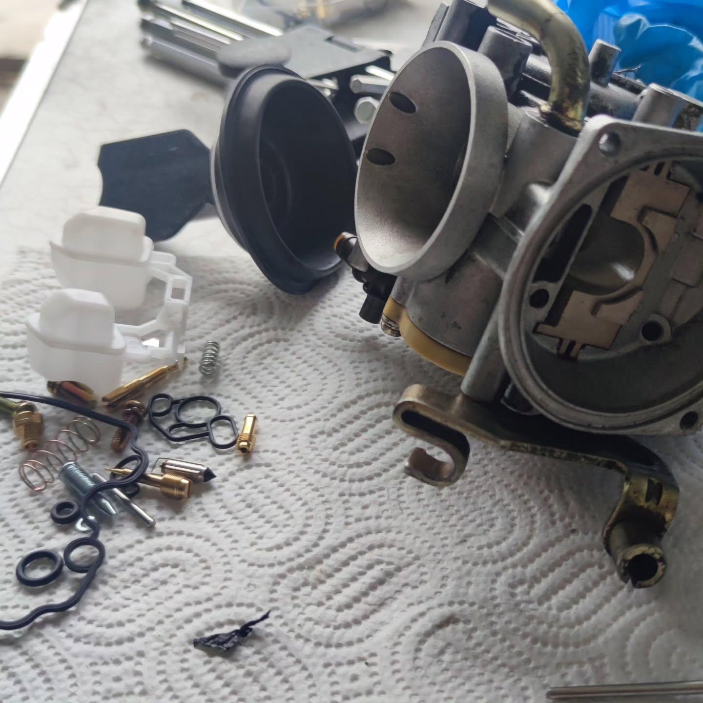 Restoring My Yamaha XTZ750: Rebuilding the Mikuni BDST38 Carburetors